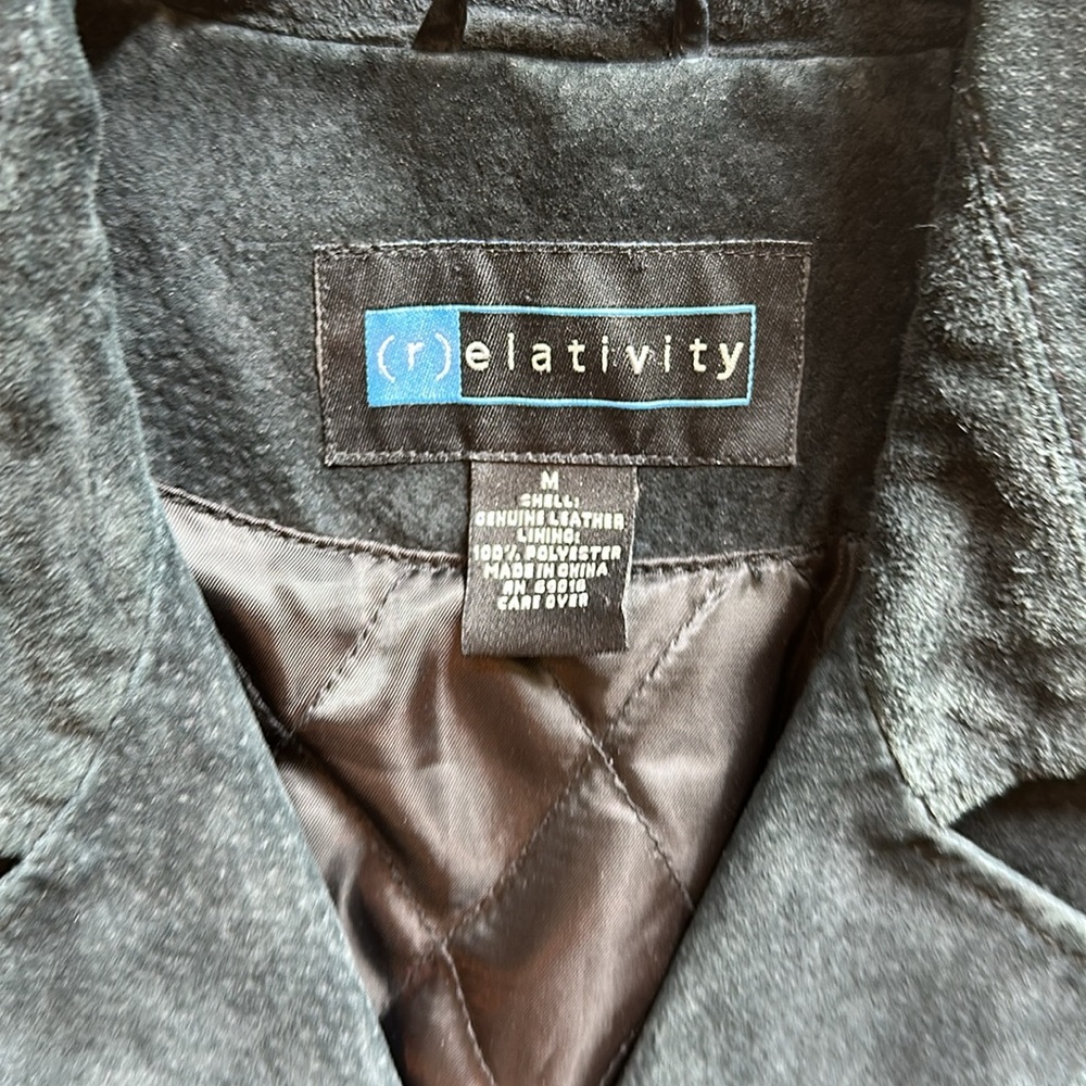 Vtg Y2K Relativity suede leather car coat. - Picture 2 of 6